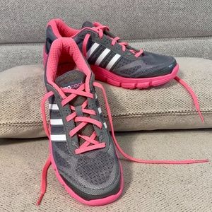 NWOT Adidas Climacool running shoes